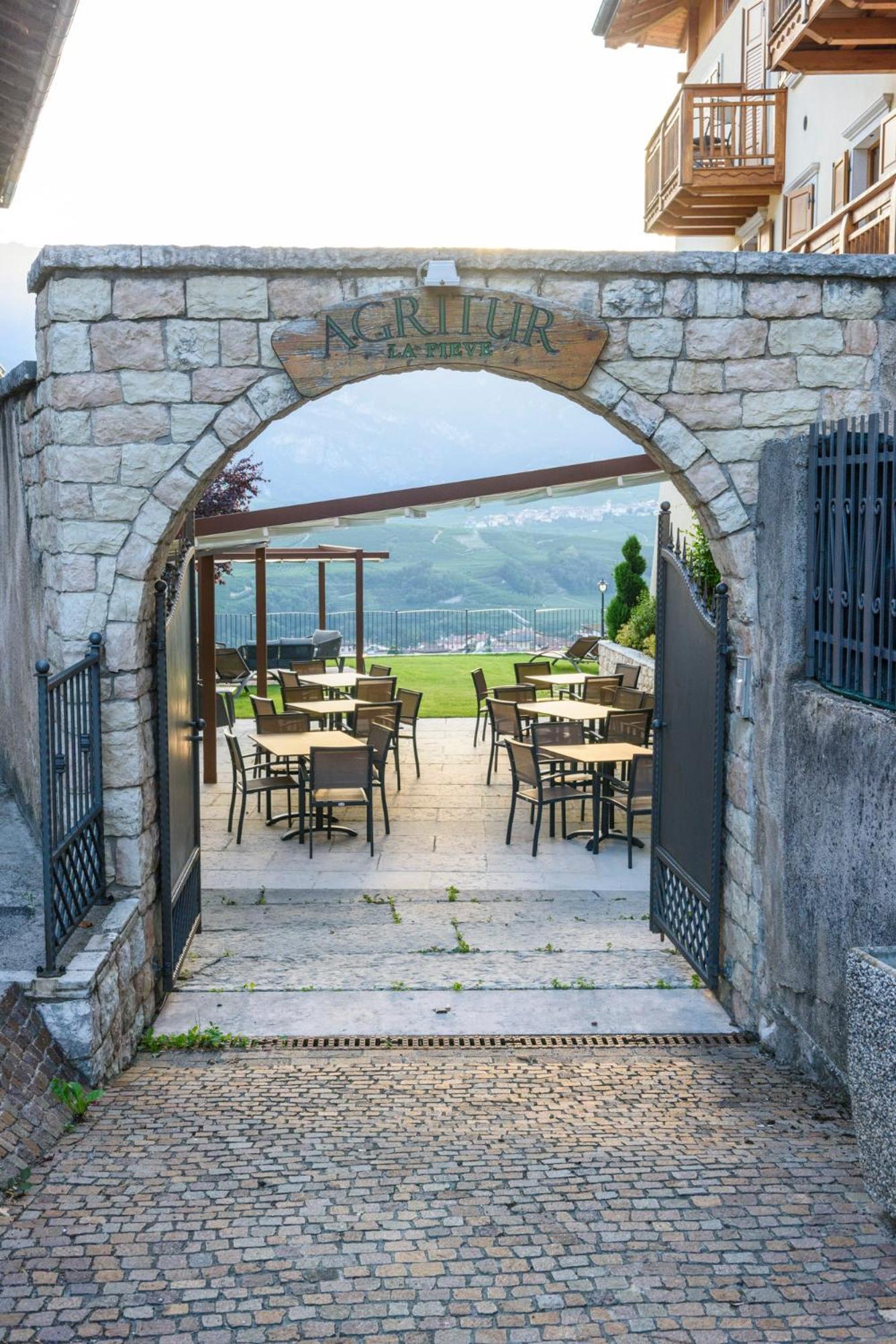 Agritur La Pieve Villa Taio Exterior photo